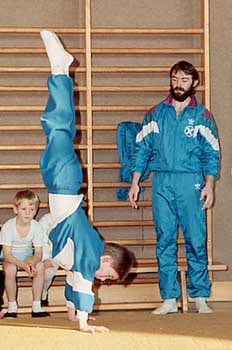 Franz Nobis Handstand