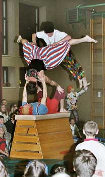 Flying_Theos_4