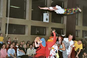 Flying_Theos_6